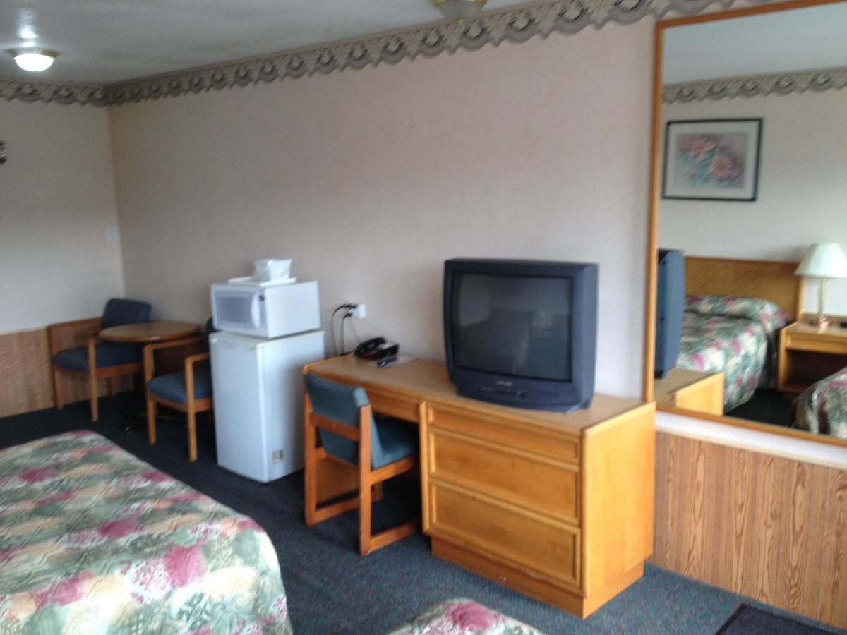 Weber Inn Kitchener Buitenkant foto